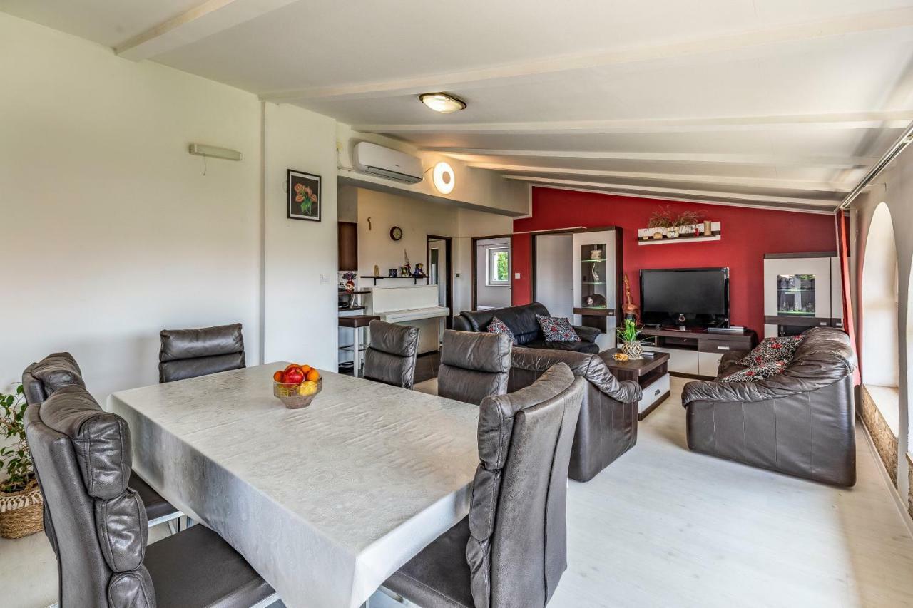 House Anka Medulin Apartment Exterior photo